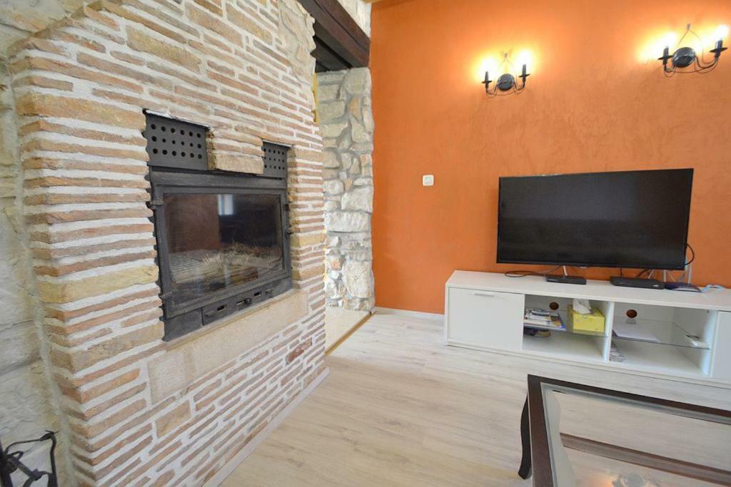 Villa Giardin Novigrad Istria Esterno foto