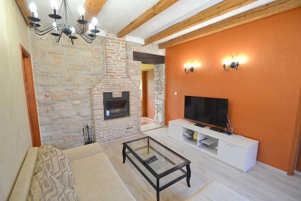 Villa Giardin Novigrad Istria Esterno foto
